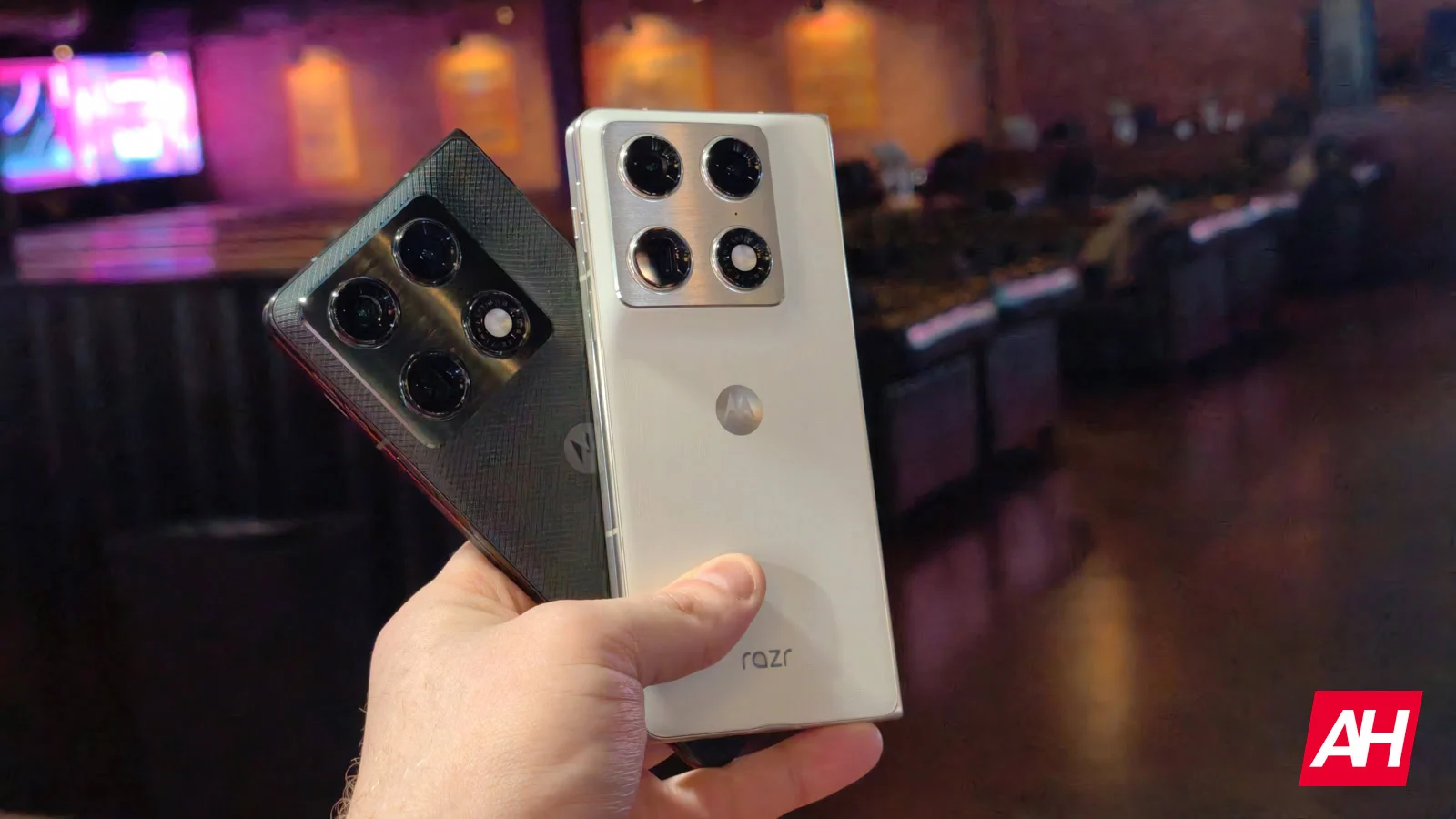 Featured image for Can the Motorola Razr Fold Fill the Gap Left by the OnePlus Open?