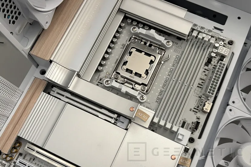 Geeknetic AMD Ryzen 7 7700X3D Review: la puerta de entrada al 3D V-Cache en AM5 13