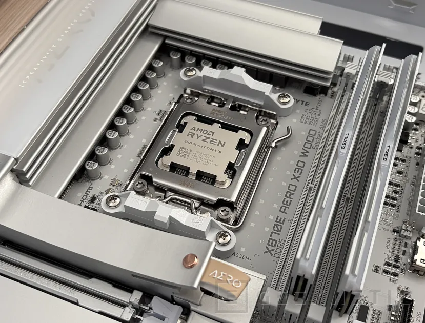 Geeknetic AMD Ryzen 7 7700X3D Review: la puerta de entrada al 3D V-Cache en AM5 14