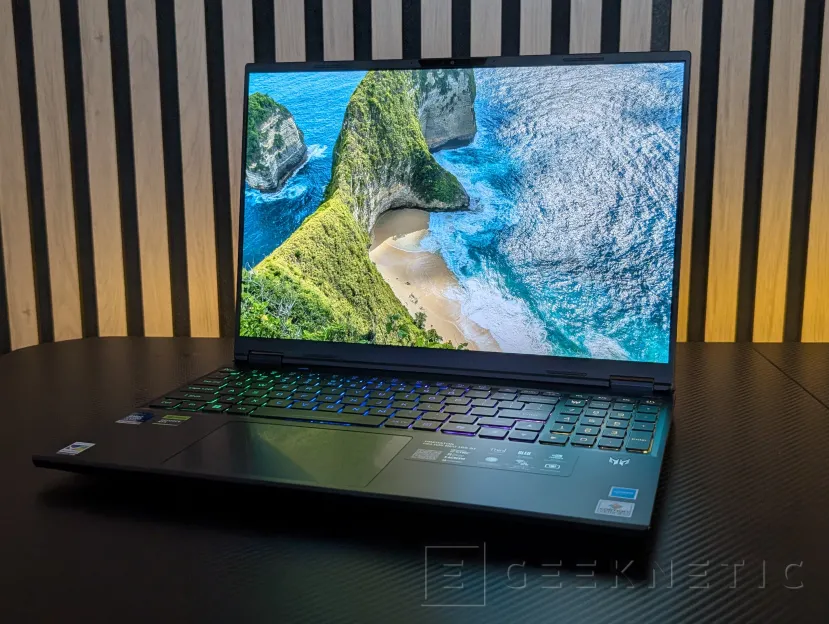 Geeknetic Acer Predator Helios Neo 16S AI PHN16S-I51 Review: un portátil gaming sorprendentemente fino con más de 6 horas de autonomía 7