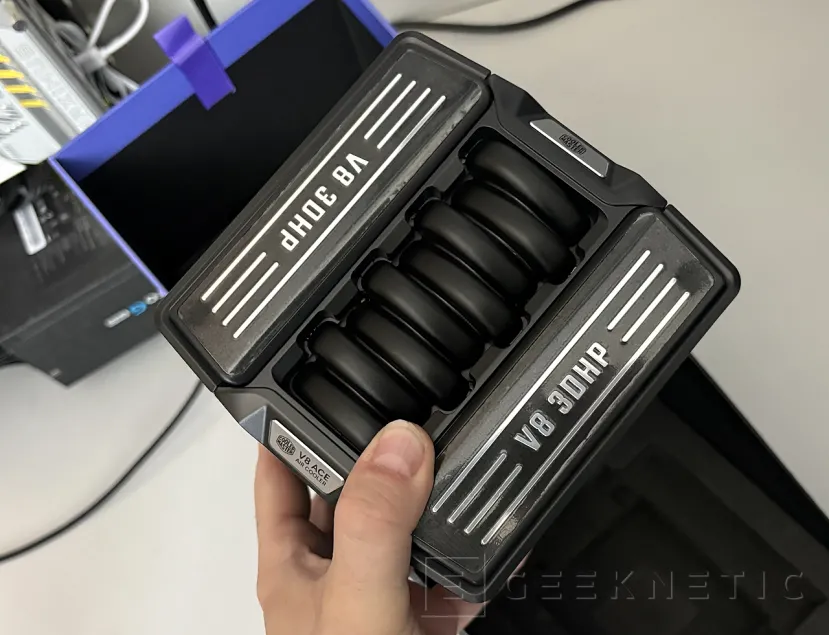 Geeknetic Cooler Master V8 ACE 3DHP Review: rendimiento de doble torre en un formato mucho más compacto 5