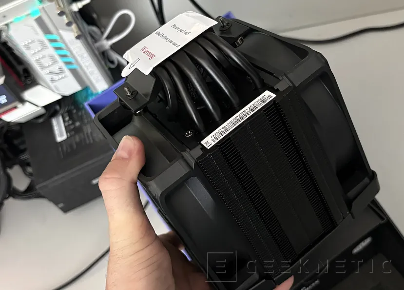Geeknetic Cooler Master V8 ACE 3DHP Review: rendimiento de doble torre en un formato mucho más compacto 8