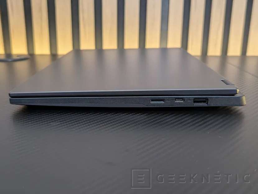 Geeknetic ASUS TUF Gaming A14 (2026) FA401EA Review: portátil gaming con la iGPU más potente del mundo, 9 horas de autonomía y menos de 1,5 kg 4