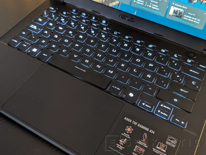 Geeknetic ASUS TUF Gaming A14 (2026) FA401EA Review: portátil gaming con la iGPU más potente del mundo, 9 horas de autonomía y menos de 1,5 kg 6