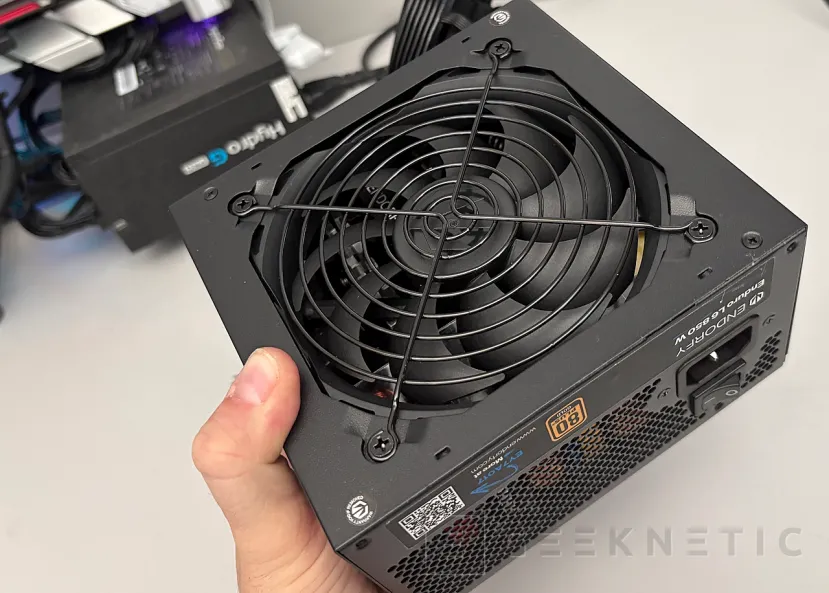 Geekinetic ENDORFY Enduro L6 850W Review: ATX 3.1 con certificación Platinum al precio de una Gold 11