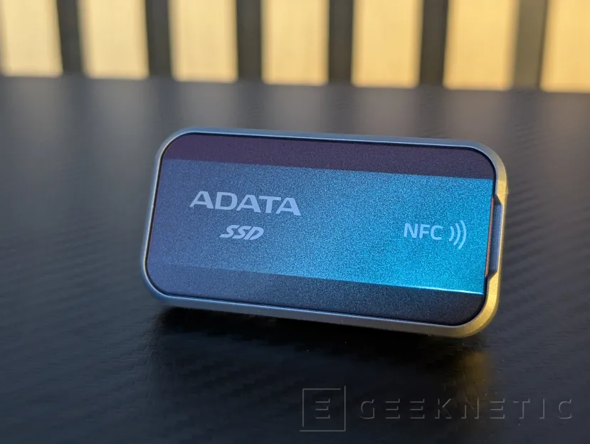Geeknetic ADATA URBAN TAPSAFE Review: der SSD mit 2.000 MB/s mit NFC, der sich durch das Nähern des Handys entsperrt 8