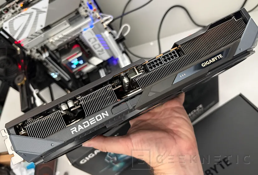 Geeknetic Gigabyte AMD Radeon RX 9070 GRE Gaming OC 12G: la GRE lo da todo en esta WindForce con overclock de fábrica 5