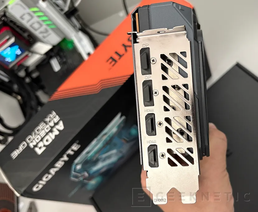 Geeknetic Gigabyte AMD Radeon RX 9070 GRE Gaming OC 12G: la GRE lo da todo en esta WindForce con overclock de fábrica 10
