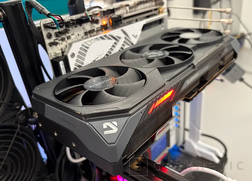 Geeknetic Gigabyte AMD Radeon RX 9070 GRE Gaming OC 12G: la GRE lo da todo en esta WindForce con overclock de fábrica 13