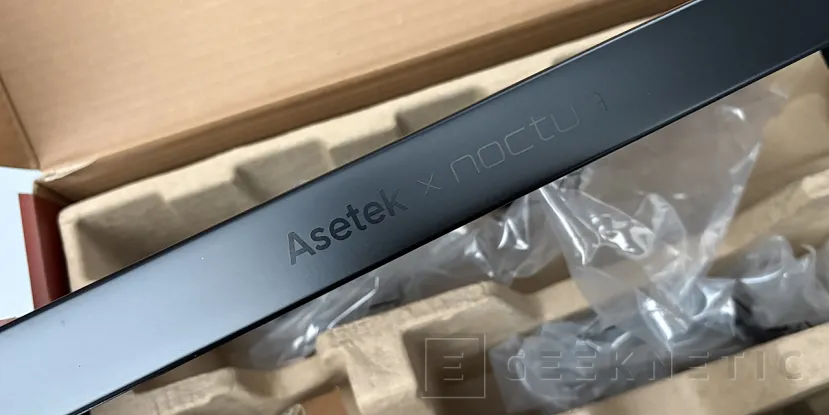 Geeknetic Noctua NL-LC1-36 AIO 360mm Review: Noctua se hace con la corona en AIO gracias a sus ventiladores y a una bomba de impulsión muy cuidada 18