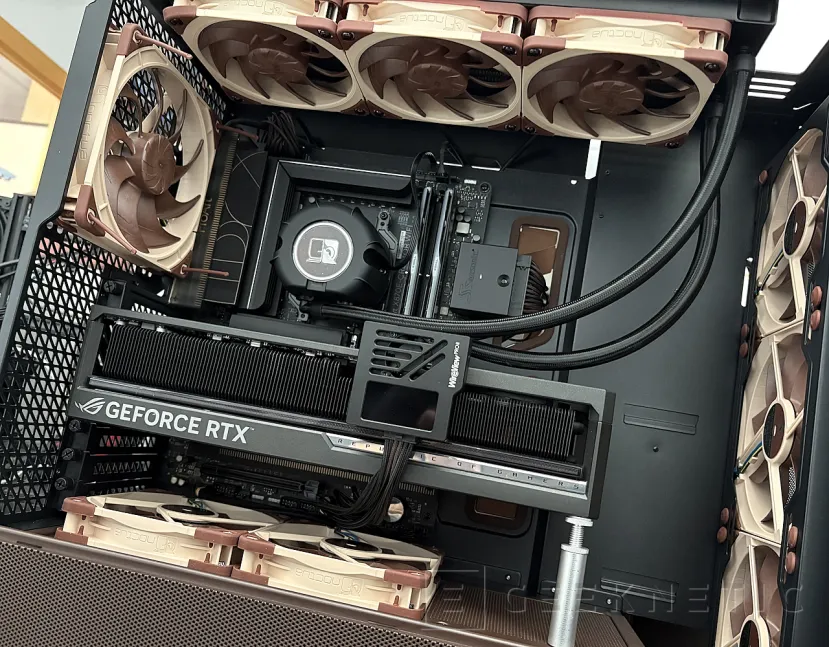 Geeknetic Noctua NL-LC1-36 AIO 360mm Review: Noctua se hace con la corona en AIO gracias a sus ventiladores y a una bomba de impulsión muy cuidada 29