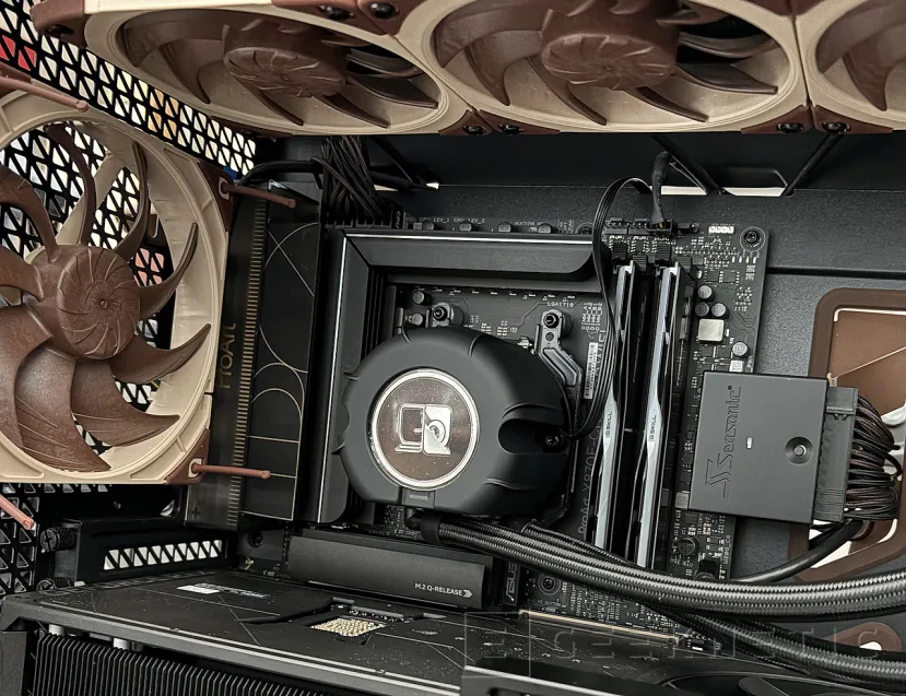 Geeknetic Noctua NL-LC1-36 AIO 360mm Review: Noctua se hace con la corona en AIO gracias a sus ventiladores y a una bomba de impulsión muy cuidada 30