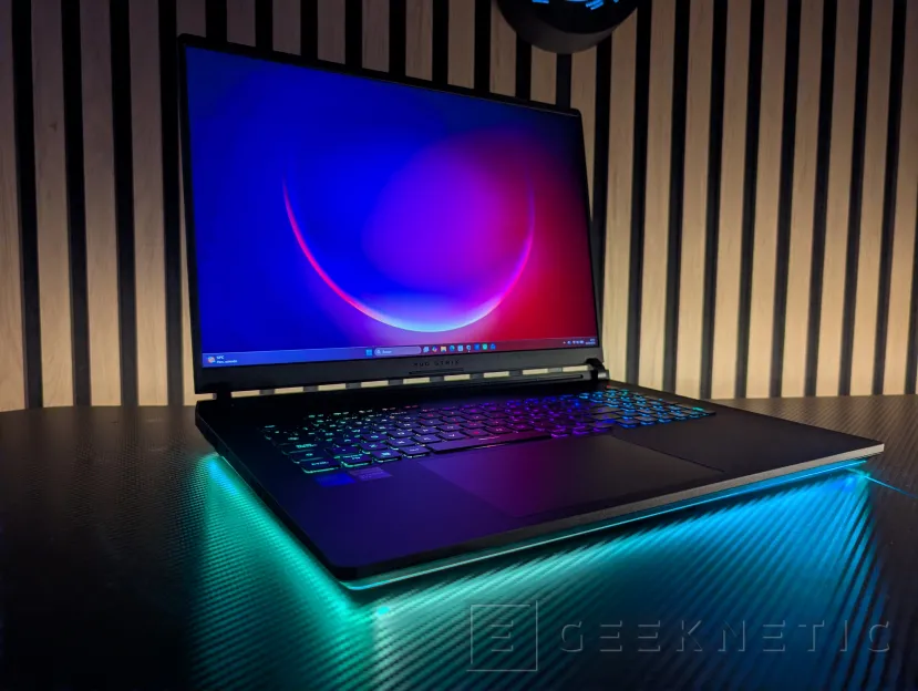 Geeknetic ASUS ROG Strix SCAR 18 (2026) G835LXG Review: El Core Ultra 9 290HX Plus y la RTX 5090 brillan sin limitaciones en el besten portátil gaming der Welt 3