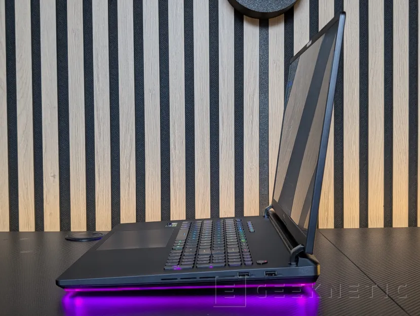 Geeknetic ASUS ROG Strix SCAR 18 (2026) G835LXG Review: El Core Ultra 9 290HX Plus y la RTX 5090 brillan sin limitaciones en el besten portátil gaming der Welt 5