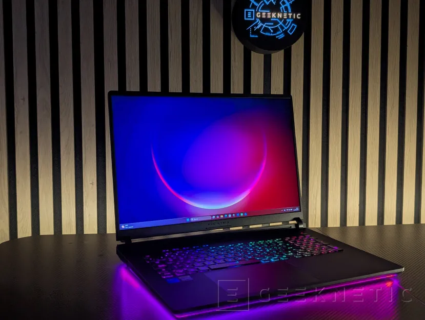 Geeknetic ASUS ROG Strix SCAR 18 (2026) G835LXG Review: El Core Ultra 9 290HX Plus y la RTX 5090 brillan sin limitaciones en el mejor portátil gaming del mundo 55