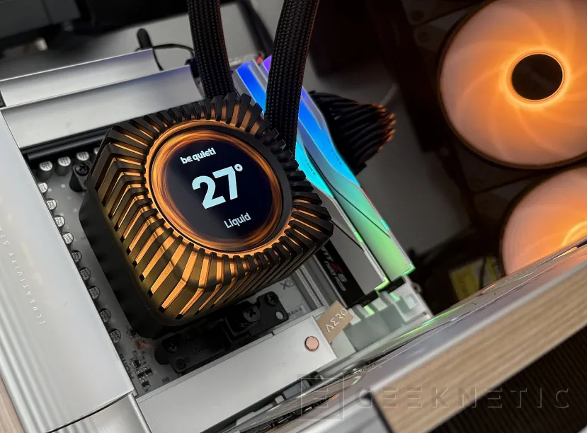 Geeknetic Be quiet! Light Loop IO LCD 360mm Review, magnífica gestión centralizada con una espectacular pantalla circular 16