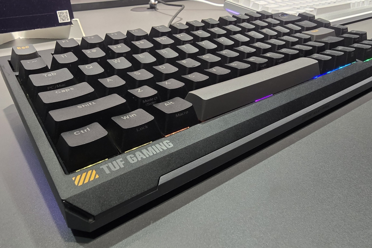 ASUS presenta el TUF GAMING K4 MAGNETIC, un teclado gaming con 8.000 Hz y distancia de actuación ajustable
