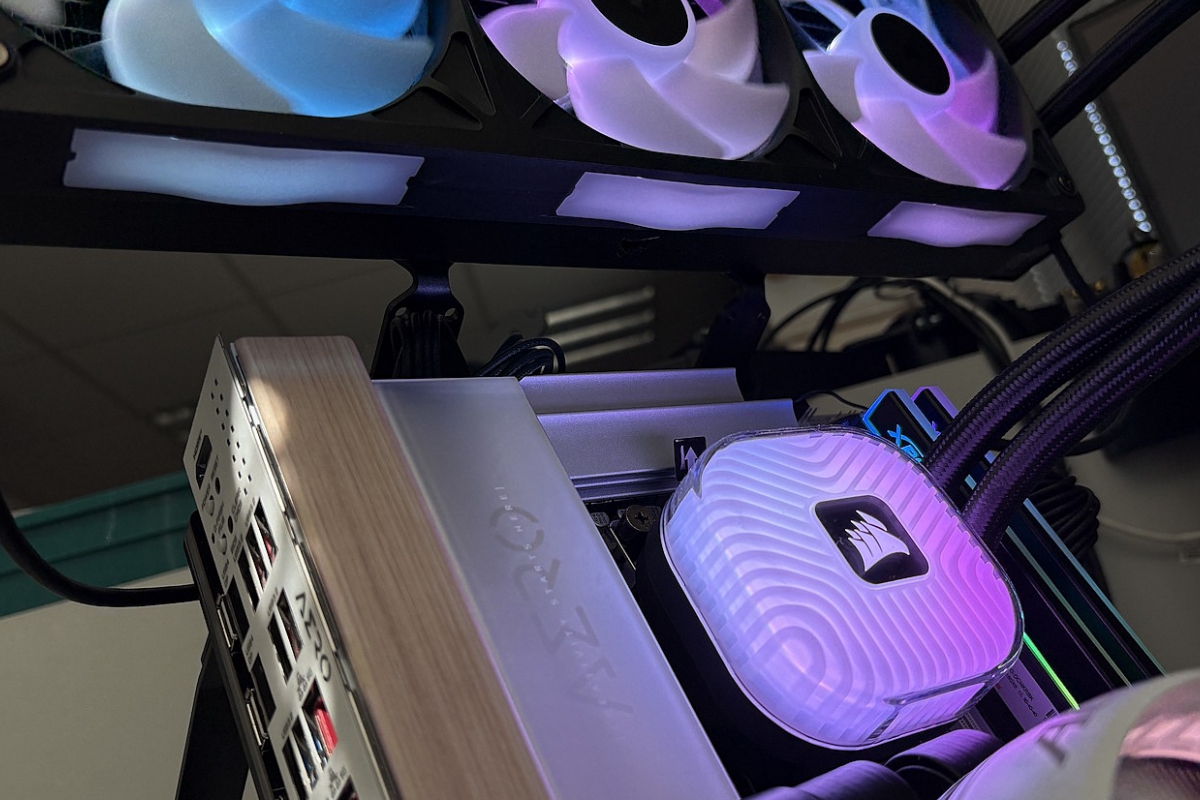CORSAIR iCUE LINK TITAN II 360 RX RGB Review, la nueva generación TITAN se apoya en iCUE LINK y mejora el rendimiento
