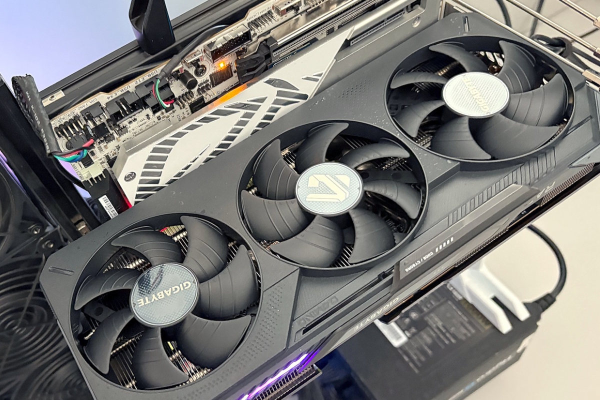 Gigabyte AMD Radeon RX 9070 GRE Gaming OC 12G: la GRE lo da todo en esta WindForce con overclock de fábrica