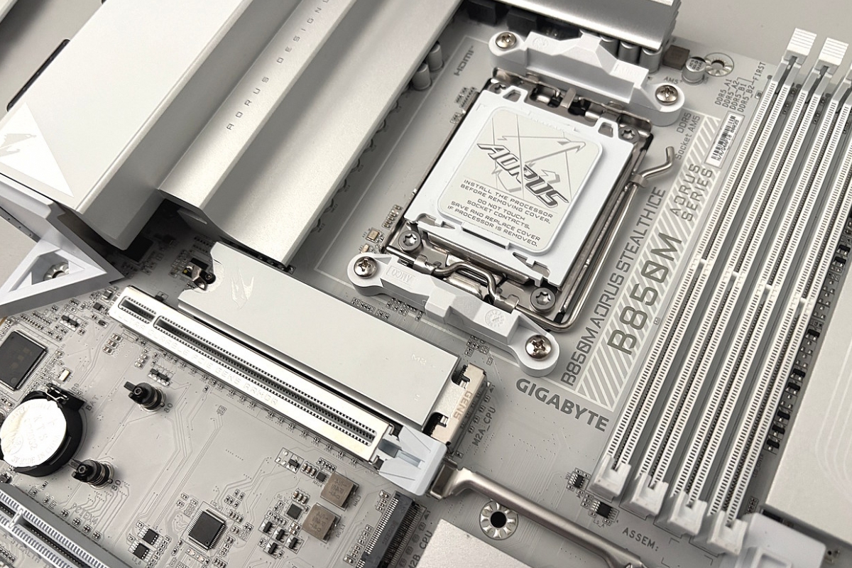 Gigabyte B850M AORUS STEALTH ICE Review: Cero Cables a la Vista, Máximo Rendimiento para AM5