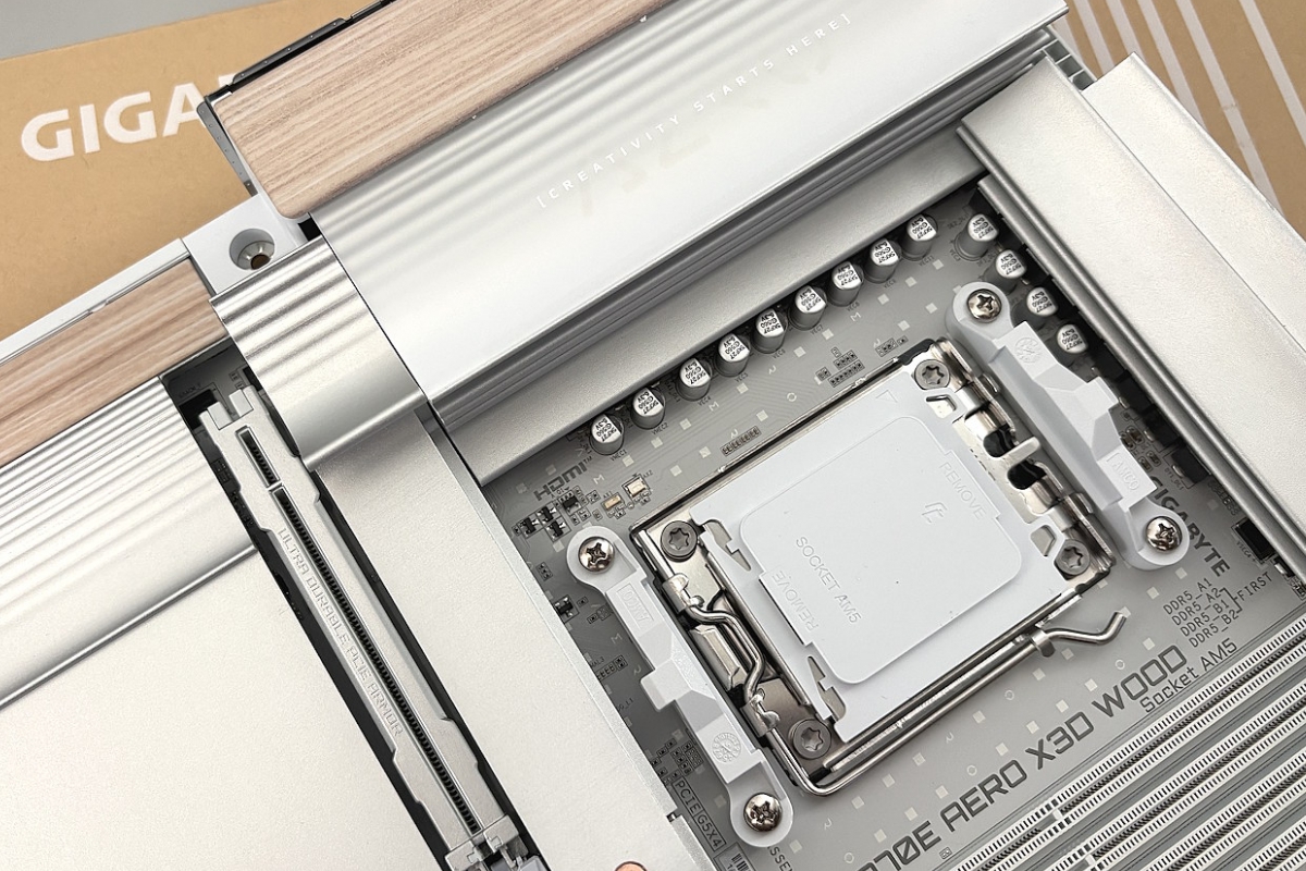 Gigabyte X870E AERO X3D WOOD Review: el estilo de los materiales nobles se combina con una técnica impecable