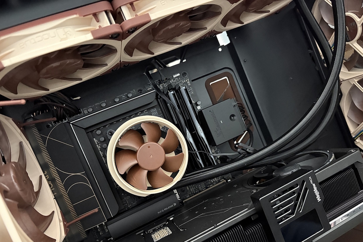 Noctua NL-LC1-36 AIO 360mm Review: Noctua se hace con la corona en AIO gracias a sus ventiladores y a una bomba de impulsión muy cuidada