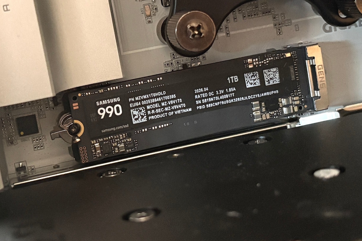 Samsung SSD 990 Review: PCIe 4.0 con más rendimiento y más eficiencia que el 990 EVO