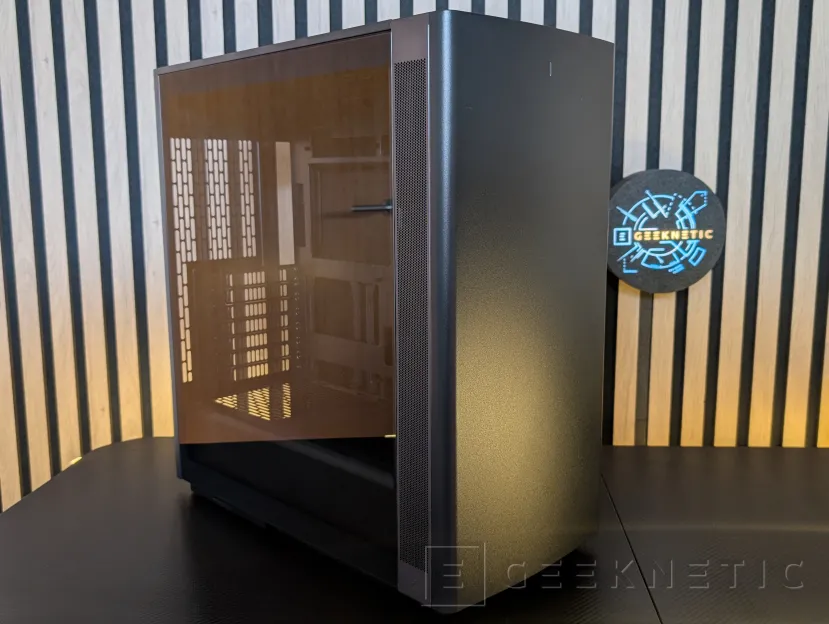 Geeknetic Fractal Design Define One Review: la caja pensada para quienes prefieren el silencio y la elegancia antes que las luces 2