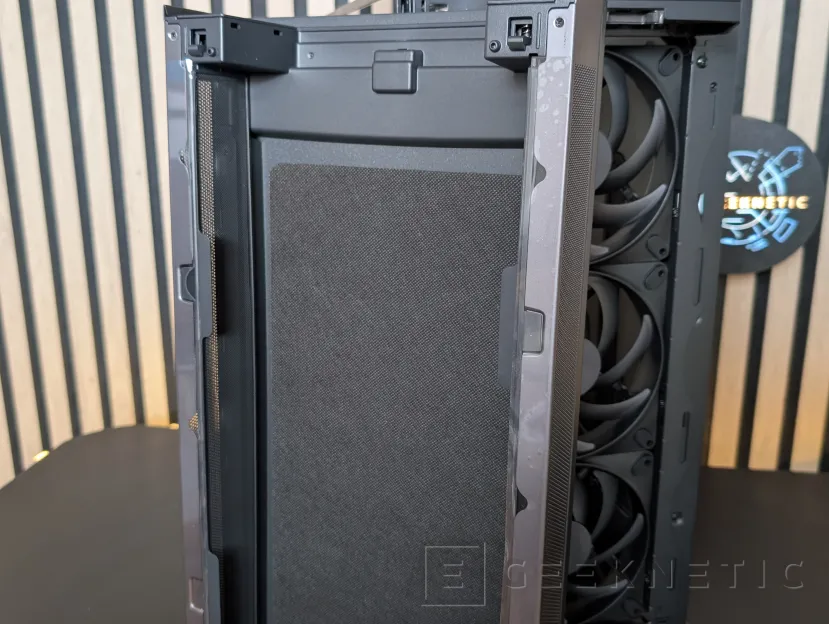 Geeknetic Fractal Design Define One Review: la caja pensada para quienes prefieren el silencio y la elegancia antes que las luces 6