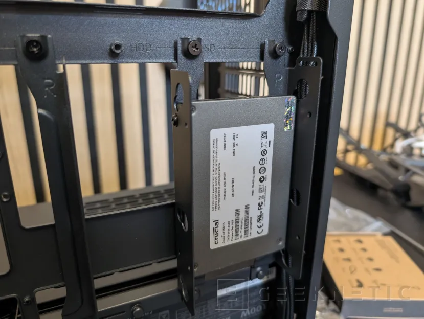 Geeknetic Fractal Design Define One Review: la caja pensada para quienes prefieren el silencio y la elegancia antes que las luces 17