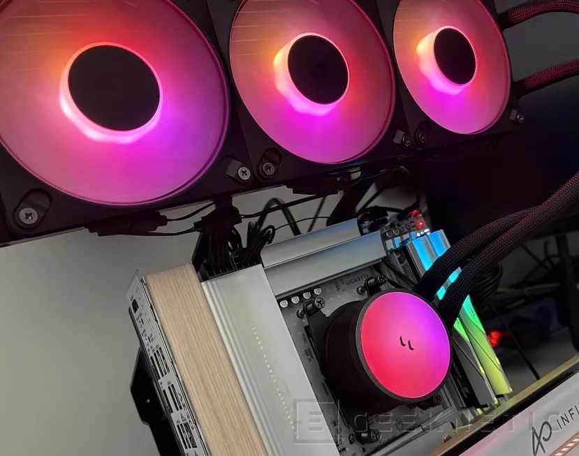 Geeknetic Fractal Design Radius 360 RGB Review, espectacular ARGB y Adjust Pro en un kit accesible 25
