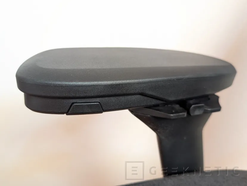 Geeknetic Fractal Design Refine 2 Mesh Review: eine der besten Premium-Sessel ist jetzt noch bequemer 15