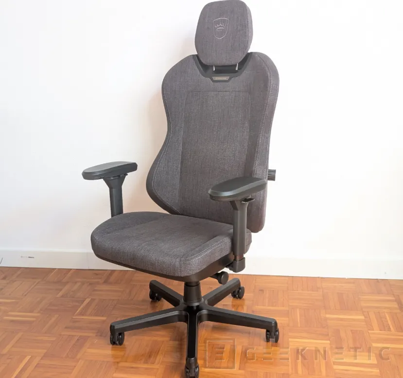 Geeknetic noblechairs AURA TX Antracita Review: gran ergonomía y un ajuste lumbar de primer nivel en un modelo inusualmente bajo para su categoría 14