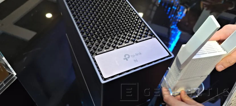 Geeknetic TP-Link detalla sus-equipos Wi-Fi 8 Archer 8 Ultra y Deco 8 Ultra con 19 Gbps y puertos de 10 Gbps 3