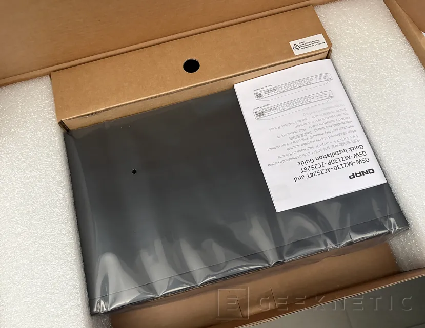 Geeknetic QNAP QSW-M2130-4C2S24T Review: el switch L2 gestionado 10-Gbit que lleva a cualquier PYME al próximo nivel 2
