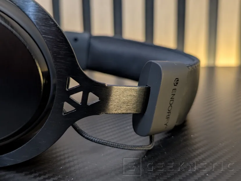 Geeknetic ENDORFY Viro Wireless Review: hasta 240 horas de batería y triple conectividad por 85 euros 5