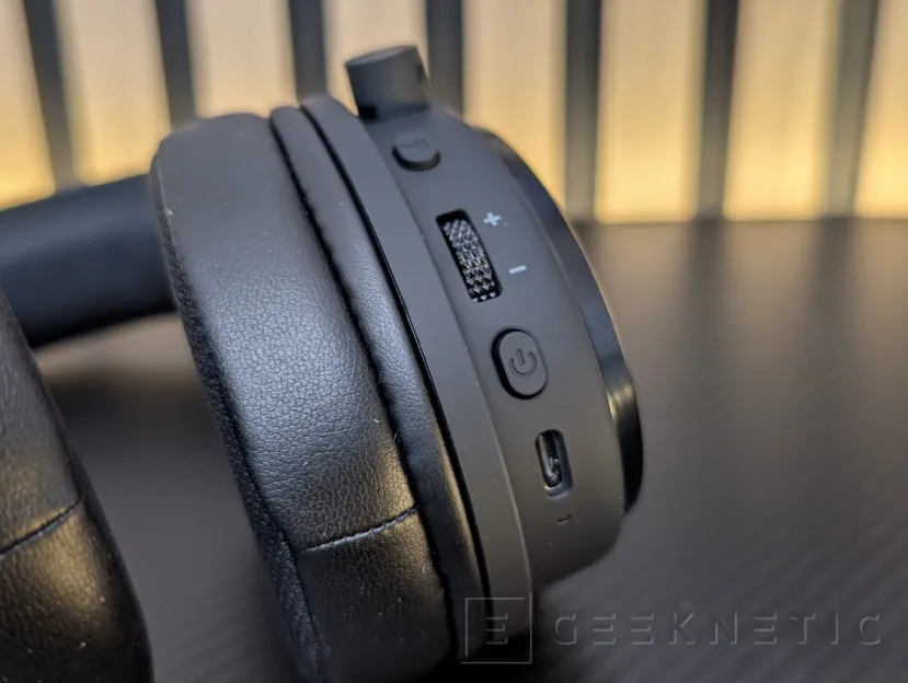 Geeknetic ENDORFY Viro Wireless Review: hasta 240 horas de batería y triple conectividad por 85 euros 8