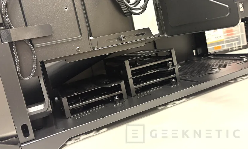 Geeknetic Cooler Master HAF II 500 Review: una gran evolución de la gama HAF con sus ventiladores gigantes llevados al extremo 16
