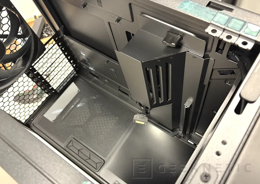 Geeknetic Cooler Master HAF II 500 Review: una gran evolución de la gama HAF con sus ventiladores gigantes llevados al extremo 22