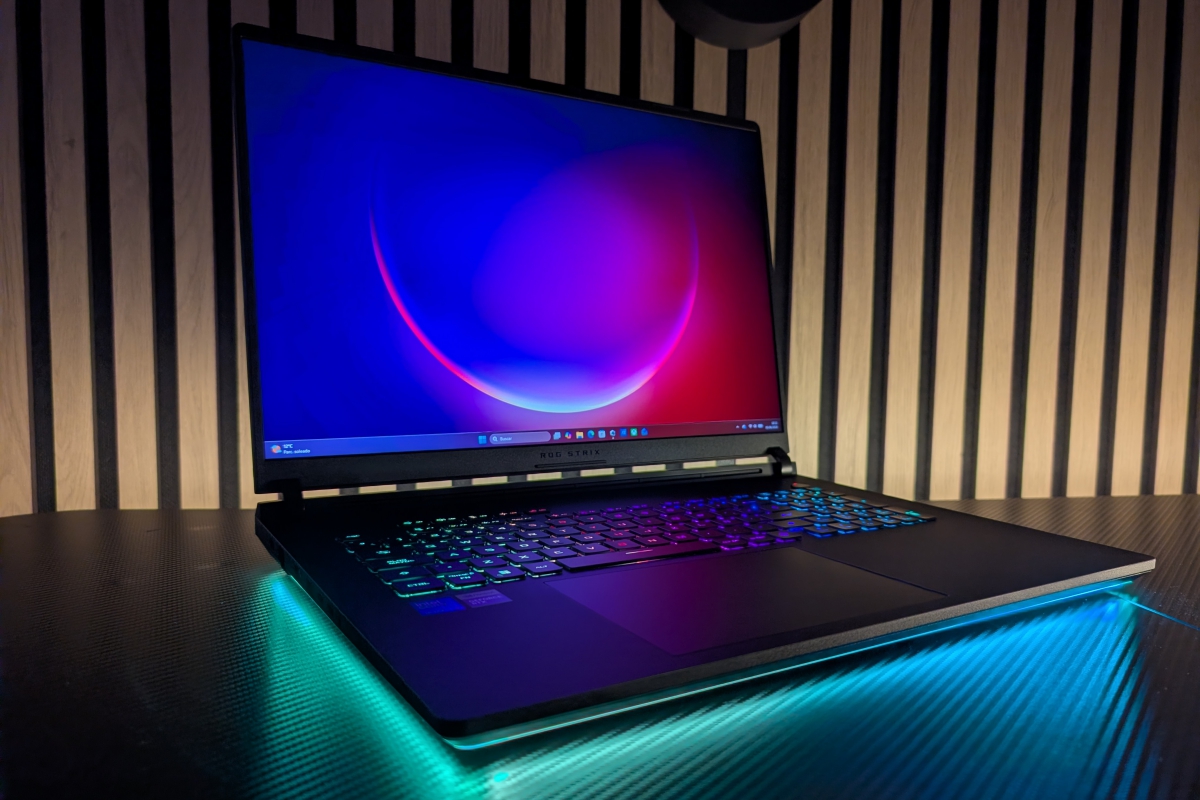 El ASUS ROG Strix SCAR 18 (2026) llega a España con RTX 5090 y pantalla 4K Mini LED de 240 Hz desde 5.299 euros