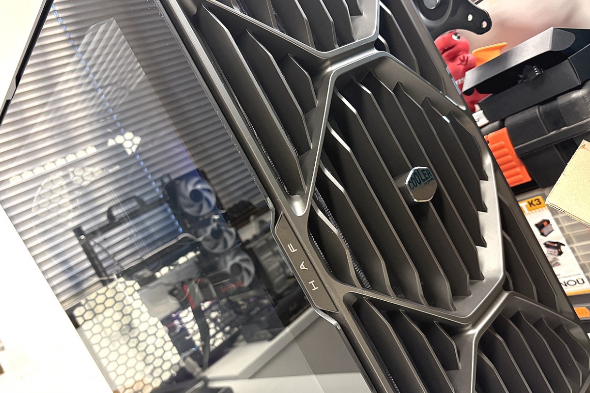 Cooler Master HAF II 500 Review: una gran evolución de la gama HAF con sus ventiladores gigantes llevados al extremo