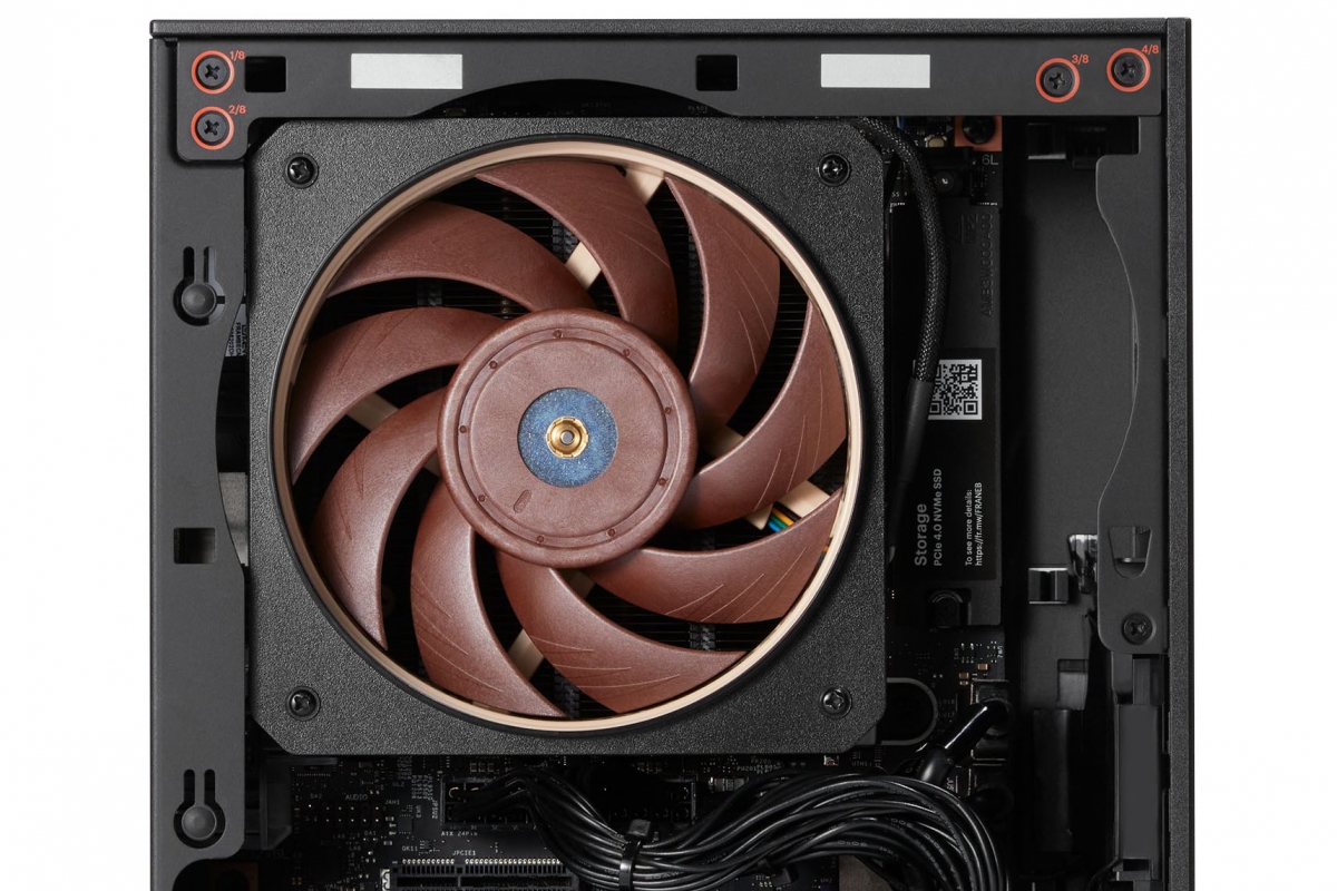 El Framework Desktop se actualiza con el AMD Ryzen AI Max+ Pro 495, las reservas estarán disponibles mañana