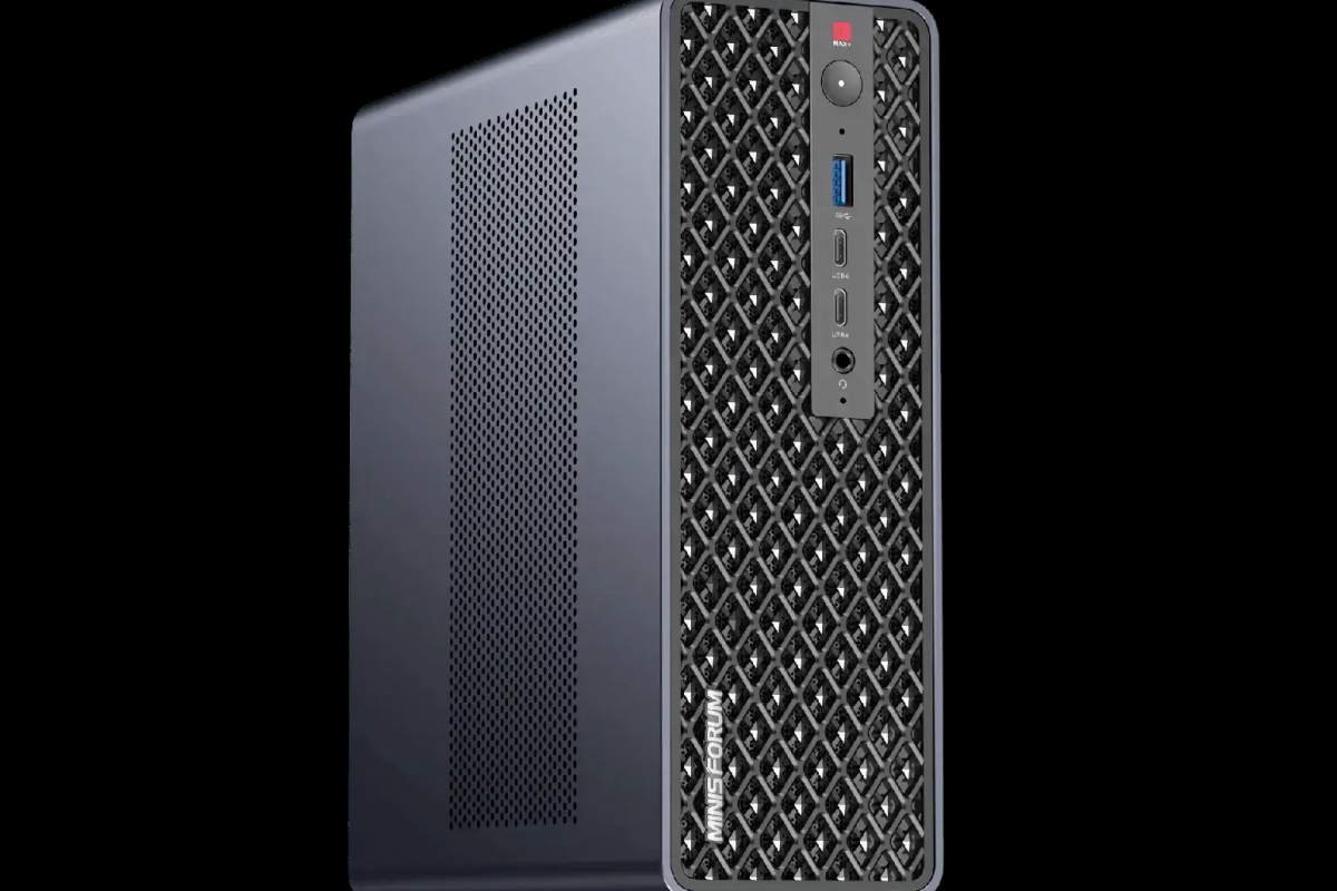 Ya disponible para comprar el Minisforum con un AMD Ryzen AI Max+ Pro 495 y 192 GB de RAM unificada