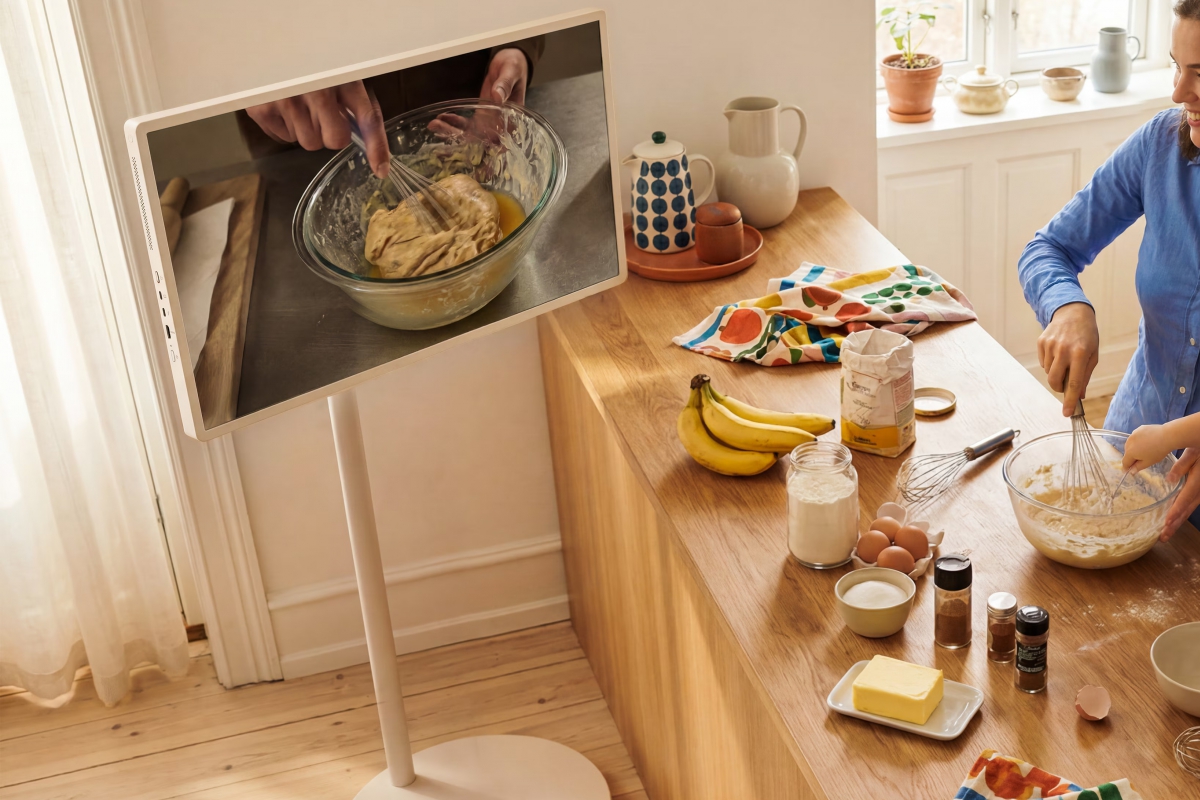 El LG StanbyME 2 Max llega a España con 32 pulgadas 4K y hasta 4,5 horas de batería