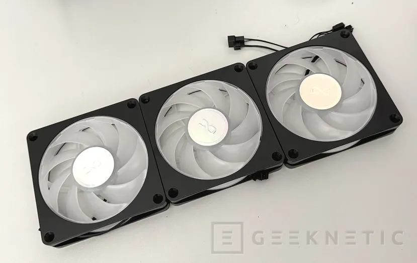 Geeknetic Alphacool Core 2 XT 360mm CPU AiO Review, lo mejor de la tecnología de los “custom loops” en una refrigeración líquida AIO 18