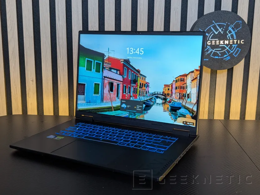 Geeknetic GIGABYTE GAMING A16 CVH Review: una rareza en plena subida de precios que acerca los portátiles gaming a presupuestos ajustados 5