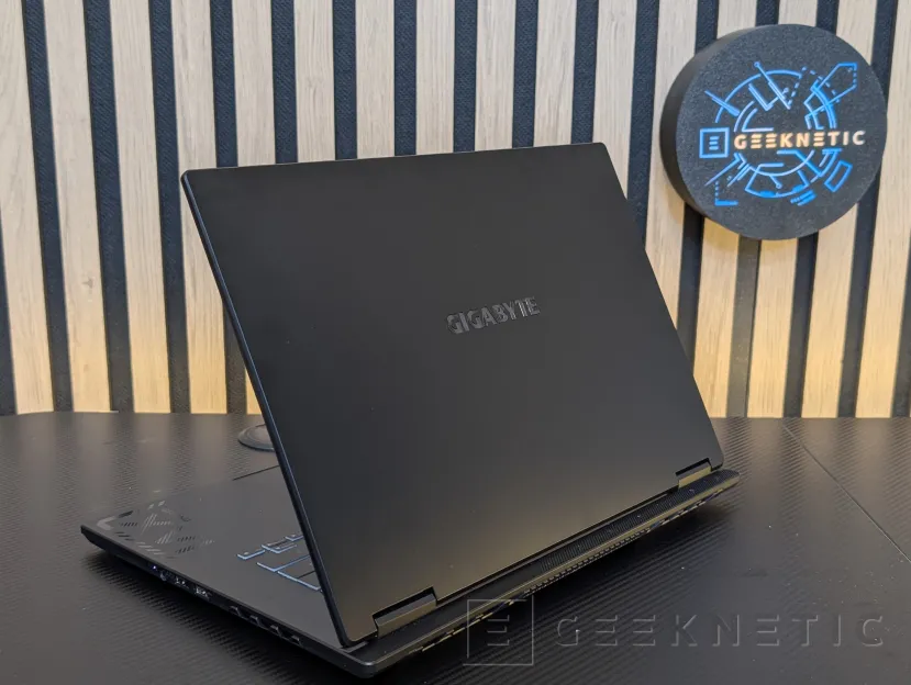 Geekinetic GIGABYTE GAMING A16 CVH Review: una rareza en plena subida de precios que acerca los portátiles gaming a presupuestos ajustados 46
