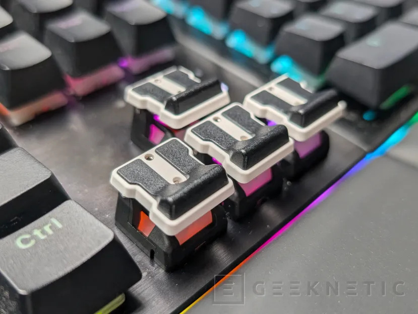 Geeknetic GMK TriggerKey Review: cambia el punto de actuación de tus teclas sin cambiar los interruptores 13