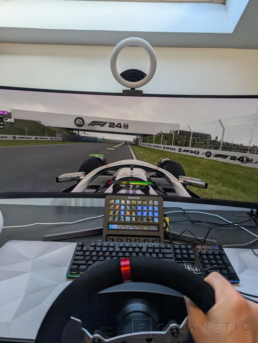 Geeknetic MARS GAMING MWH-RSX Review: un volante con Force Feedback, tres pedales y palanca de cambios por menos de 180 euros 20