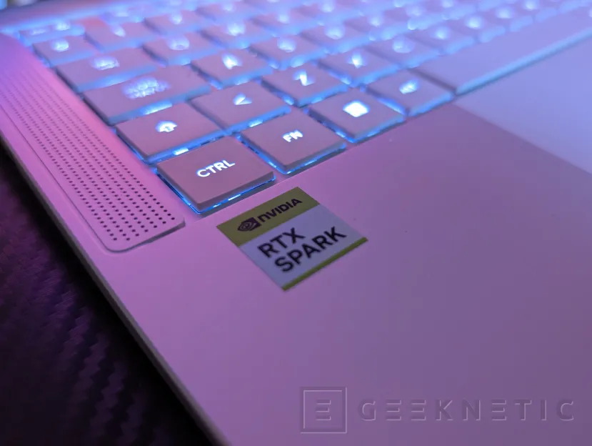 Geeknetic ASUS ProArt P14 H7407BA Review: el portátil con NVIDIA RTX Spark que sorprende con su potencia en solo 14 pulgadas 13